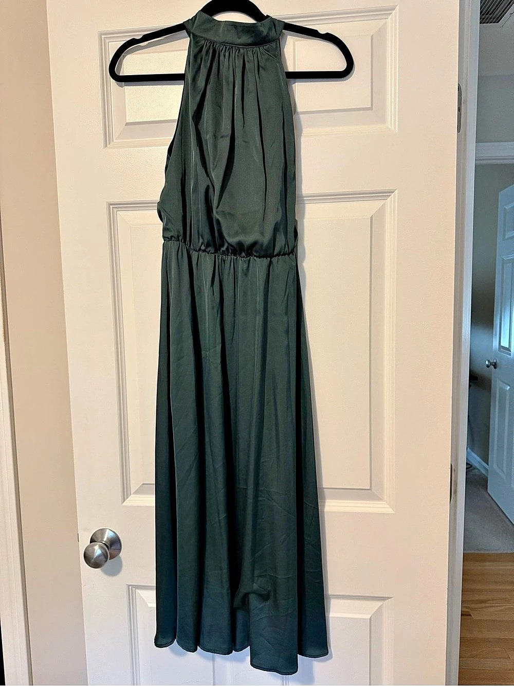 Nicole Miller New York Maxi Halter Dress in Green Size Small Like New
